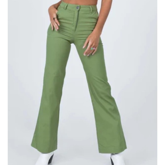 PRINCESS POLLY CARSON FLARED PANTS IN GREEN size 2 - Picture 1 of 10